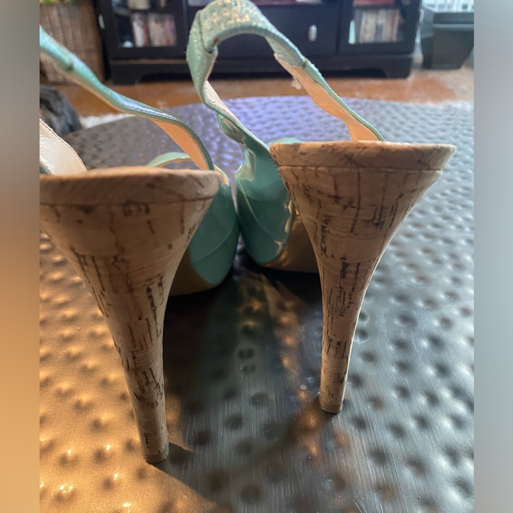 Guess size 8 heels - Picture 4 of 10